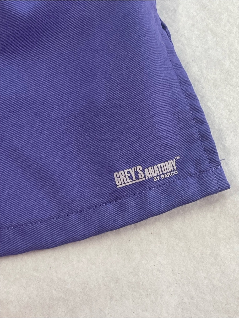 Grey’s Anatomy Barco Active Scrub Top Womens XS Purple Navy V Neck Medical Nurse - Picture 4 of 6